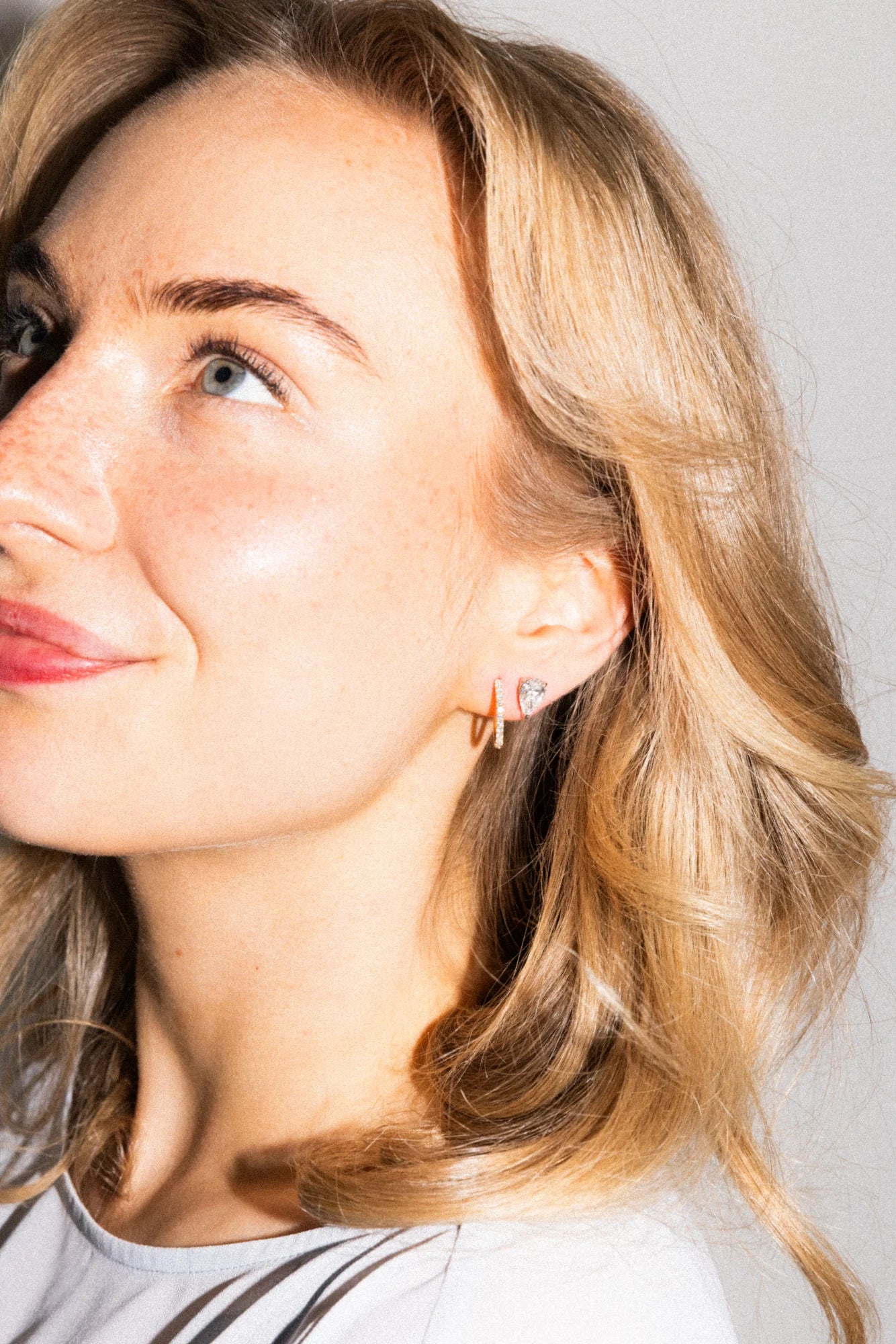 Signature Stud Earrings - Single Prong