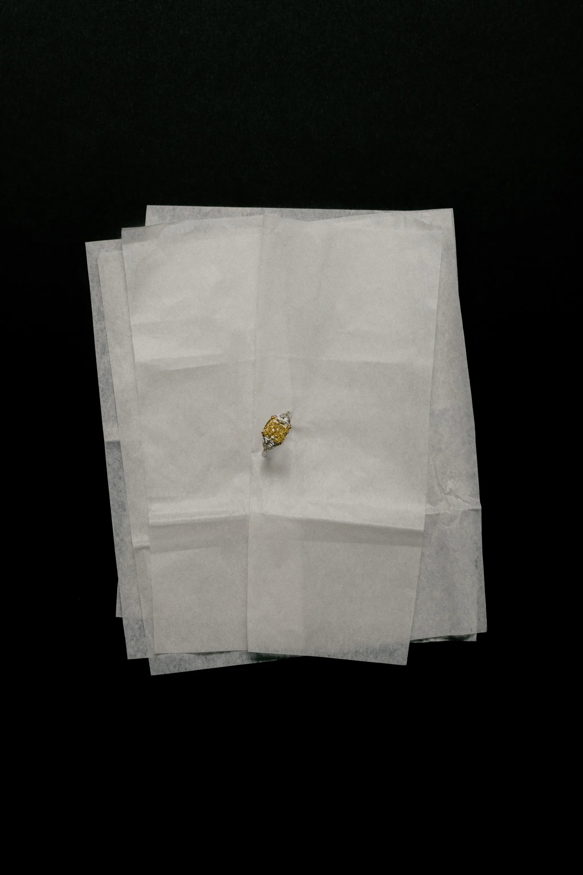 Aura East-West Ring Yellow Diamond