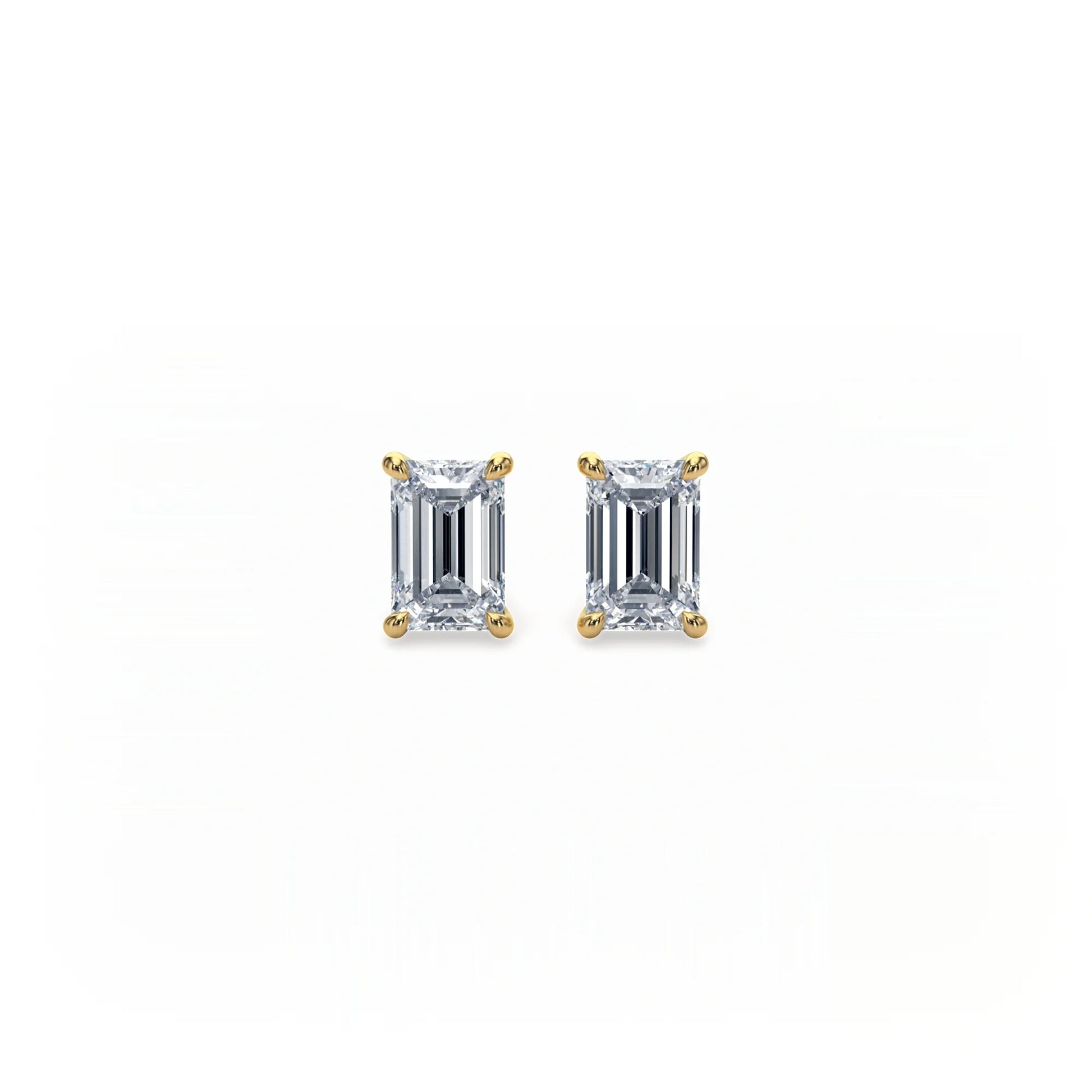 Signature Stud Earrings - Single Prong