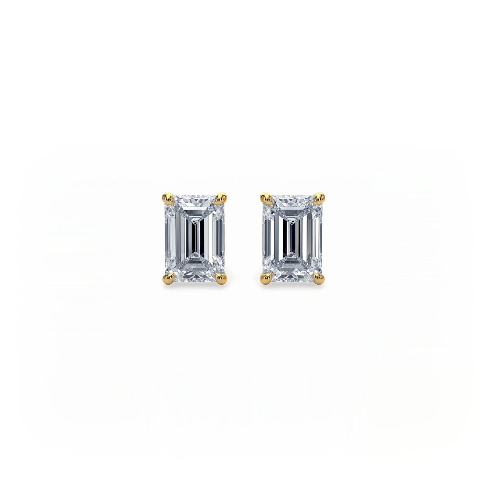 Signature Stud Earrings - Single Prong