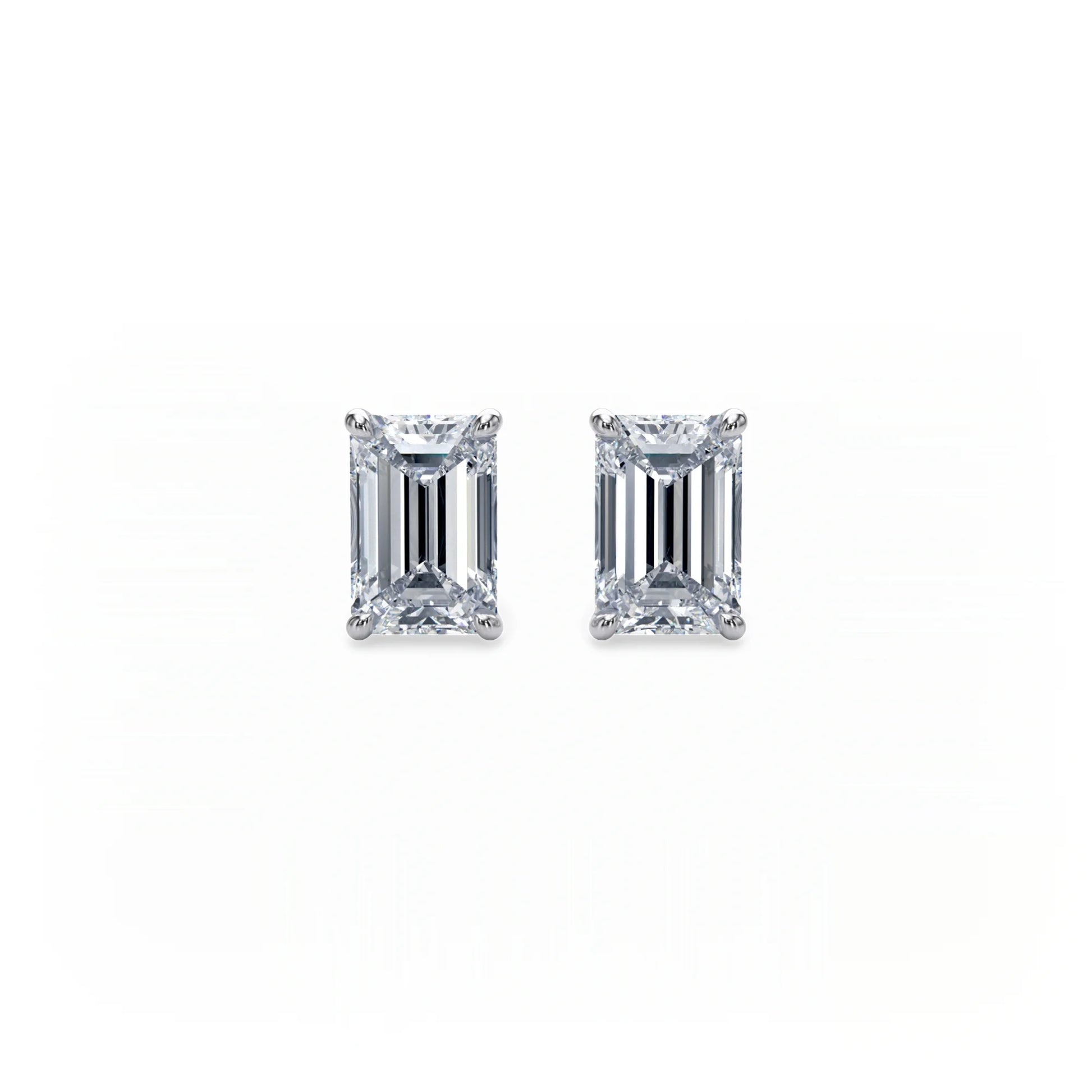 Signature Stud Earrings - Single Prong